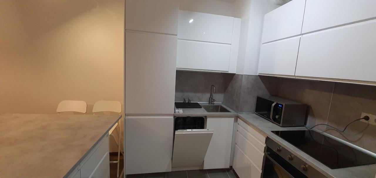 Sdp Marina Apartment Boedapest Buitenkant foto